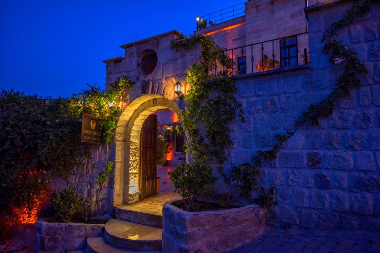 Sinasos Palace Cave Hotel Ürgüp Luaran gambar
