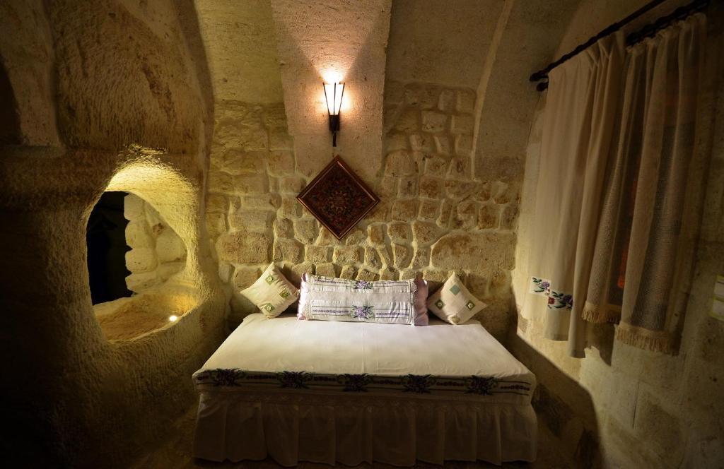 Sinasos Palace Cave Hotel Ürgüp Bilik gambar