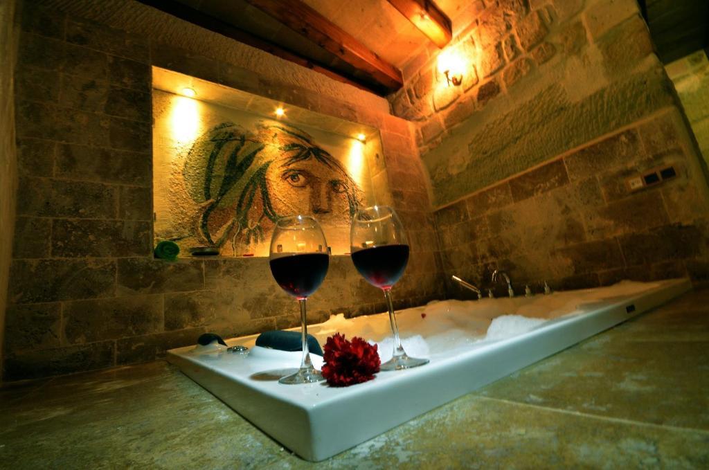 Sinasos Palace Cave Hotel Ürgüp Luaran gambar