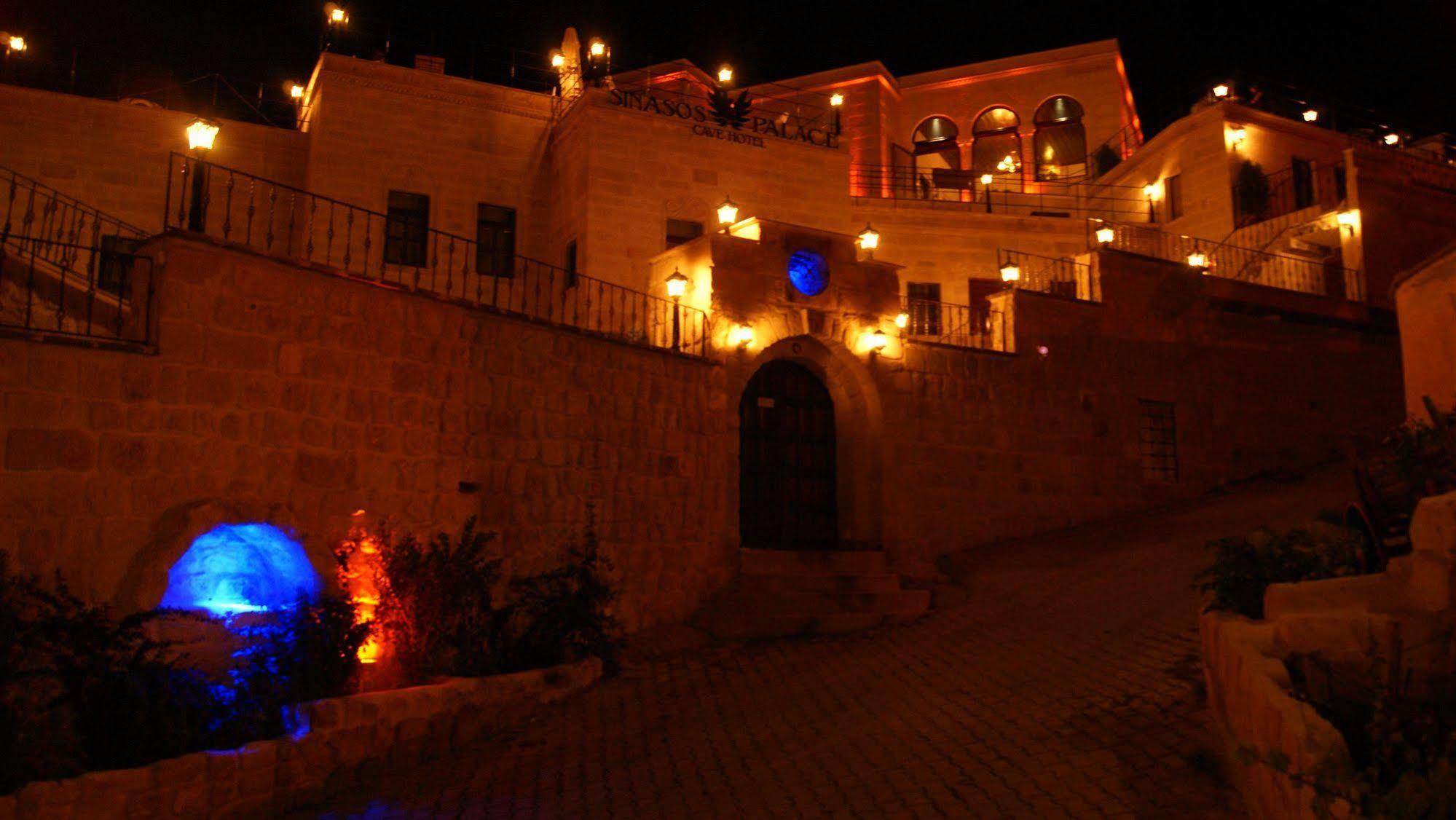 Sinasos Palace Cave Hotel Ürgüp Luaran gambar
