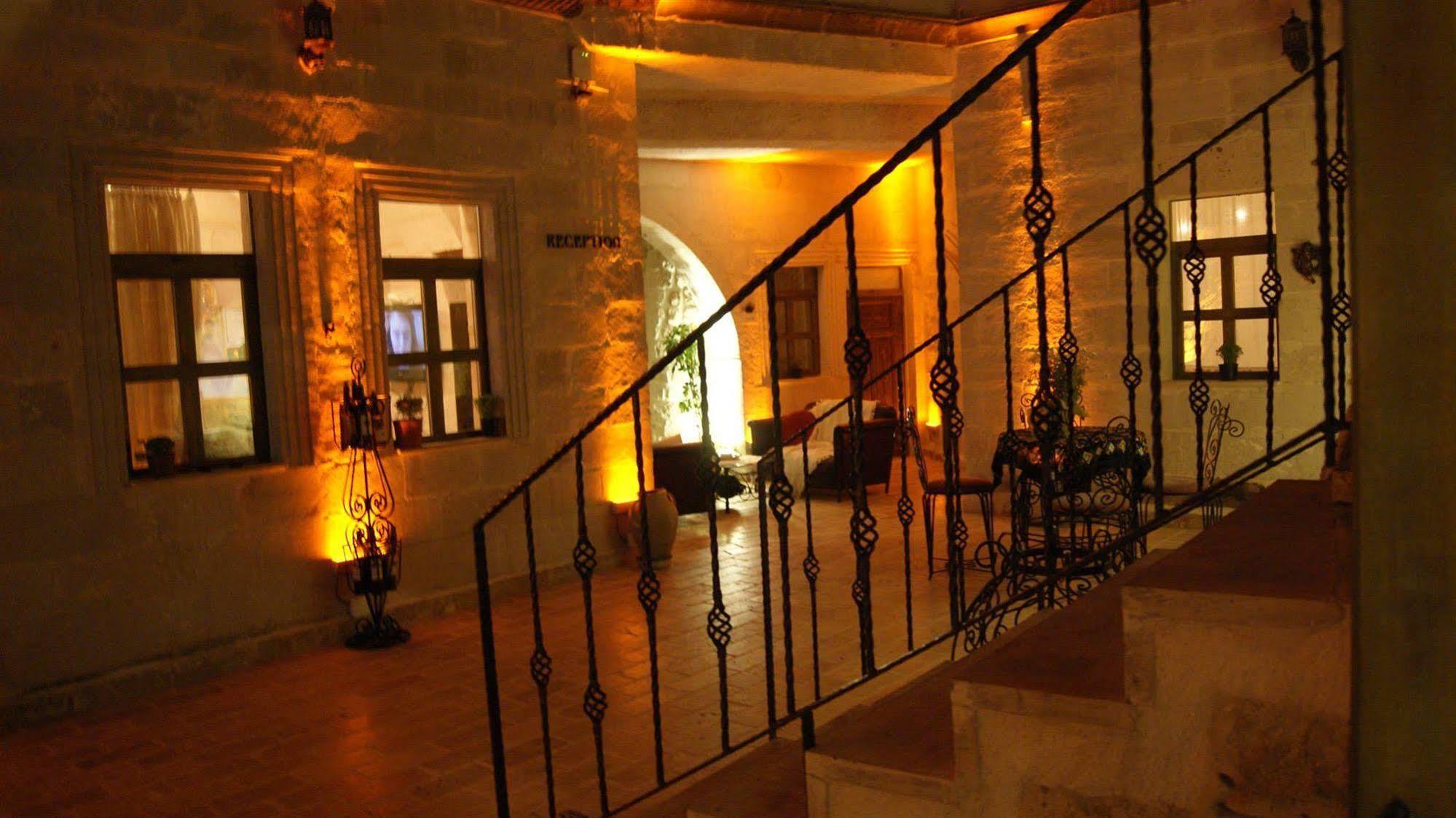 Sinasos Palace Cave Hotel Ürgüp Luaran gambar